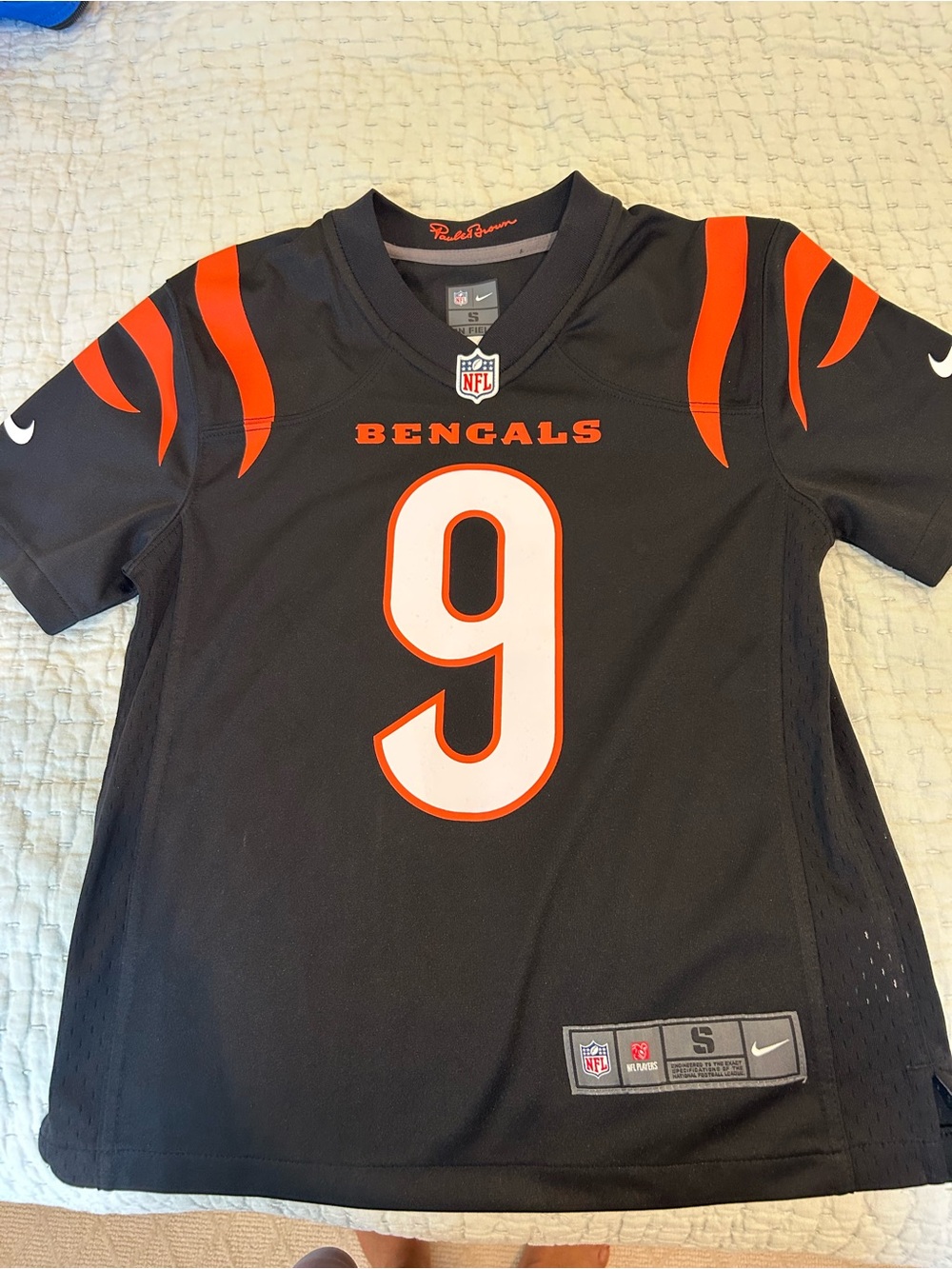 Youth Bengals Burrow Jersey. Size S. NWOT.